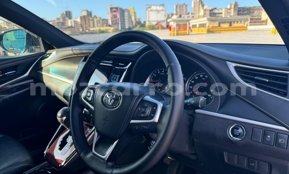 Comprar Usado Toyota Harrier De outros Carro em Maputo em Maputo Comprar Usado Toyota Harrier De outros Carro em Maputo em Maputo