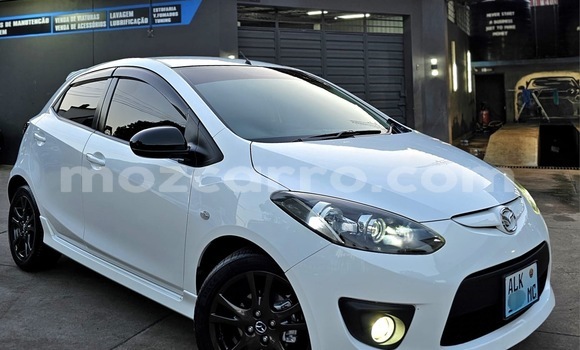 Comprar Usado Mazda Demio Branco Carro em Maputo em Maputo Comprar Usado Mazda Demio Branco Carro em Maputo em Maputo