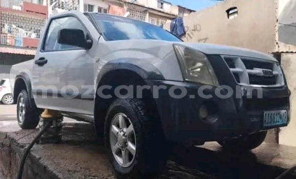 Tenga Tsaru Isuzu KB Chena Mota in Maputo in Maputo Tenga Tsaru Isuzu KB Chena Mota in Maputo in Maputo
