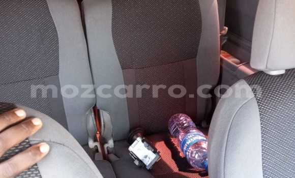 Comprar Usado Toyota RAV4 Vermelho Carro em Maputo em Maputo Comprar Usado Toyota RAV4 Vermelho Carro em Maputo em Maputo