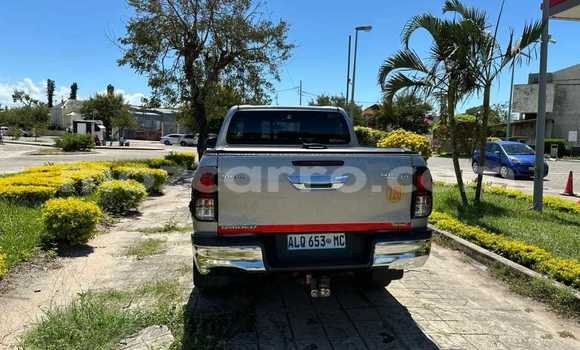 Buy Used Toyota Hiluxe Revo Silver Car in Maputo in Maputo Buy Used Toyota Hiluxe Revo Silver Car in Maputo in Maputo