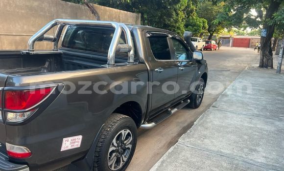Nunua Ilio tumika Mazda BT-50 Fedha Gari ndani ya Maputo nchini Maputo Nunua Ilio tumika Mazda BT-50 Fedha Gari ndani ya Maputo nchini Maputo