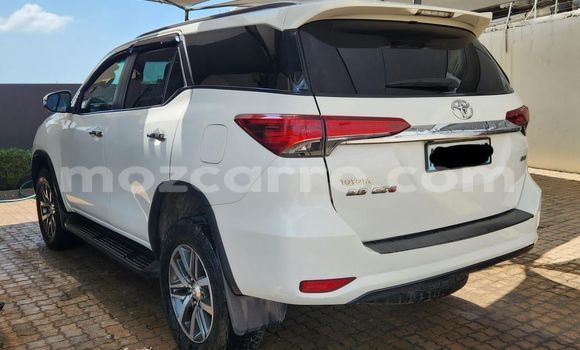 Comprar Usado Toyota Fortuner Branco Carro em Maputo em Maputo Comprar Usado Toyota Fortuner Branco Carro em Maputo em Maputo