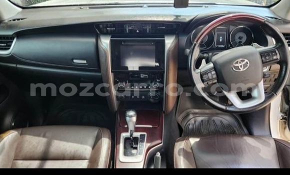 Comprar Usado Toyota Fortuner Branco Carro em Maputo em Maputo Comprar Usado Toyota Fortuner Branco Carro em Maputo em Maputo