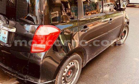 Nunua Ilio tumika Toyota Ractis Nyeusi Gari ndani ya Maputo nchini Maputo Nunua Ilio tumika Toyota Ractis Nyeusi Gari ndani ya Maputo nchini Maputo
