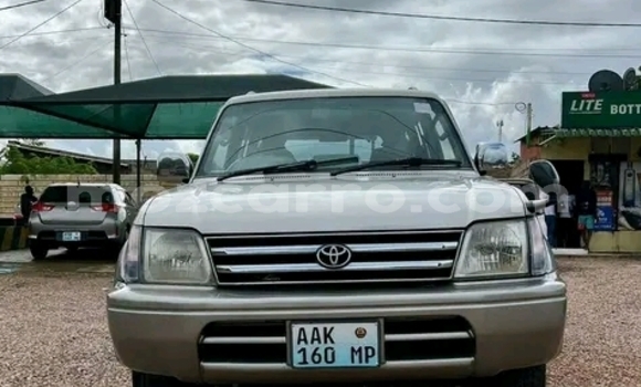 Nunua Ilio tumika Toyota Land Cruiser Prado Nyingine Gari ndani ya Maputo nchini Maputo Nunua Ilio tumika Toyota Land Cruiser Prado Nyingine Gari ndani ya Maputo nchini Maputo