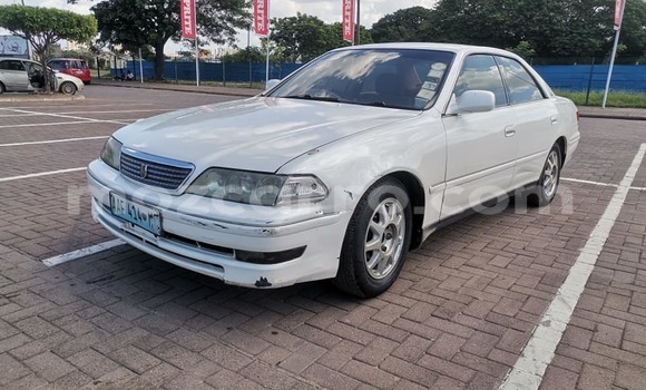 Comprar Usado Toyota Mark X De outros Carro em Balama em Cabo Delgado