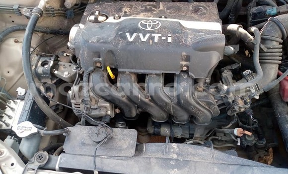 Nunua Ilio tumika Toyota Raum Nyingine Gari ndani ya Maputo nchini Maputo