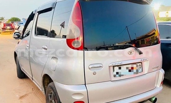 Comprar Usado Toyota FunCargo De outros Carro em Maputo em Maputo Comprar Usado Toyota FunCargo De outros Carro em Maputo em Maputo