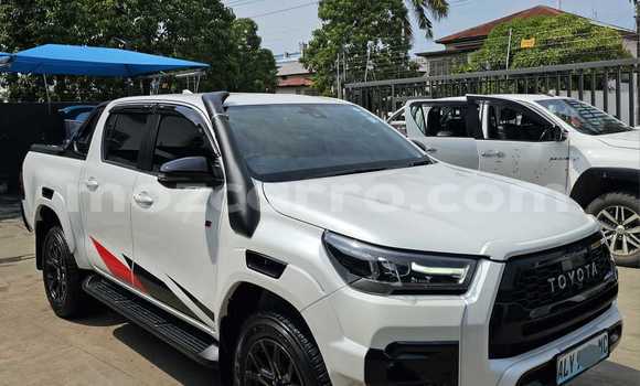 Nunua Ilio tumika Toyota Hiluxe Revo Nyeupe Gari ndani ya Maputo nchini Maputo Nunua Ilio tumika Toyota Hiluxe Revo Nyeupe Gari ndani ya Maputo nchini Maputo