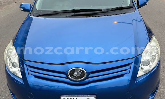 Comprar Usado Toyota Auris Azul Carro em Maputo em Maputo