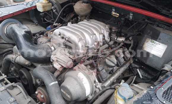 Buy Used Land Rover Defender Red Car in Maputo in Maputo Buy Used Land Rover Defender Red Car in Maputo in Maputo