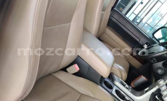 Nunua Ilio tumika Toyota Tundra Nyekundu Gari ndani ya Maputo nchini Maputo Nunua Ilio tumika Toyota Tundra Nyekundu Gari ndani ya Maputo nchini Maputo