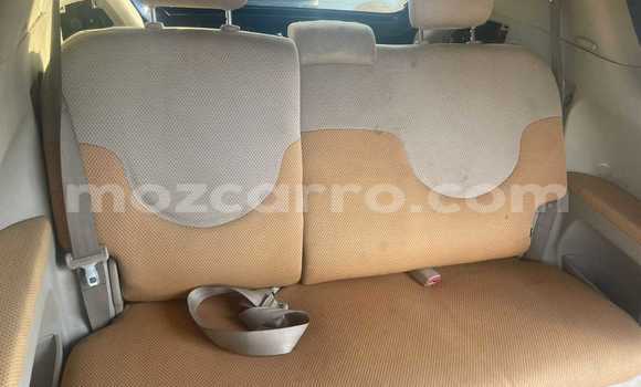 Comprar Usado Toyota FunCargo Azul Carro em Maputo em Maputo Comprar Usado Toyota FunCargo Azul Carro em Maputo em Maputo