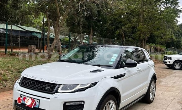 Buy Used Land Rover Range Rover White Car in Maputo in Maputo Buy Used Land Rover Range Rover White Car in Maputo in Maputo