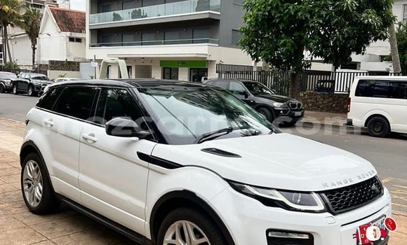 Buy Used Land Rover Range Rover White Car in Maputo in Maputo Buy Used Land Rover Range Rover White Car in Maputo in Maputo