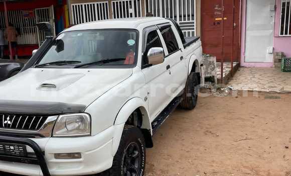 Buy Used Mitsubishi Colt White Car in Maputo in Maputo Buy Used Mitsubishi Colt White Car in Maputo in Maputo