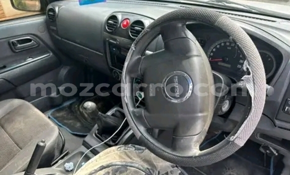 Tenga Tsaru Isuzu KB Zvimwe Mota in Maputo in Maputo Tenga Tsaru Isuzu KB Zvimwe Mota in Maputo in Maputo