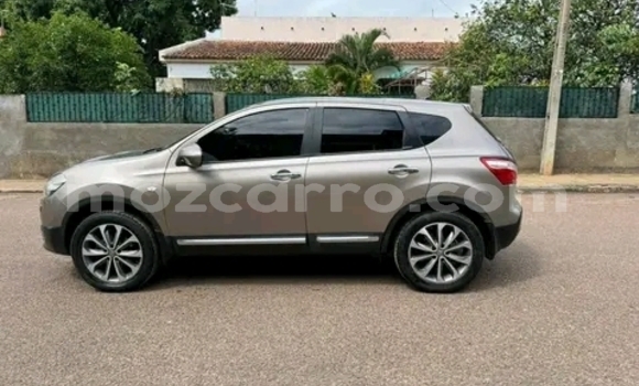 Comprar Usado Nissan Qashqai De outros Carro em Maputo em Maputo Comprar Usado Nissan Qashqai De outros Carro em Maputo em Maputo