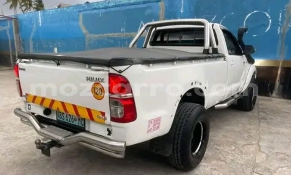 Buy Used Toyota Hilux White Car in Maputo in Maputo Buy Used Toyota Hilux White Car in Maputo in Maputo