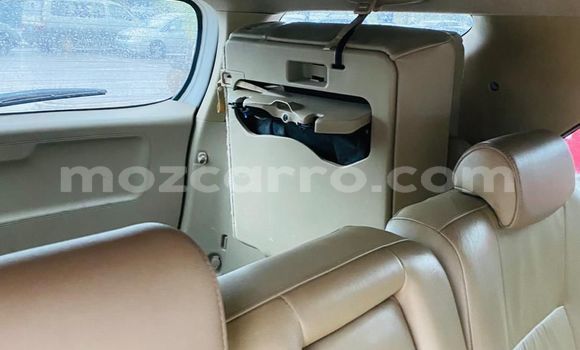 Nunua Ilio tumika Toyota Fortuner Nyeupe Gari ndani ya Maputo nchini Maputo Nunua Ilio tumika Toyota Fortuner Nyeupe Gari ndani ya Maputo nchini Maputo