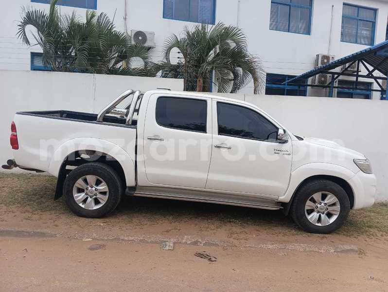 Big with watermark toyota hilux maputo maputo 21576