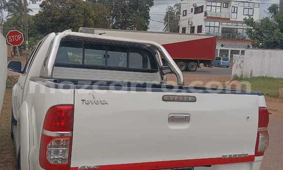 Tenga Tsaru Toyota Hilux Chena Mota in Maputo in Maputo Tenga Tsaru Toyota Hilux Chena Mota in Maputo in Maputo