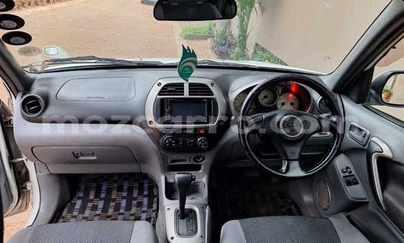 Buy Used Toyota RAV4 White Car in Maputo in Maputo Buy Used Toyota RAV4 White Car in Maputo in Maputo