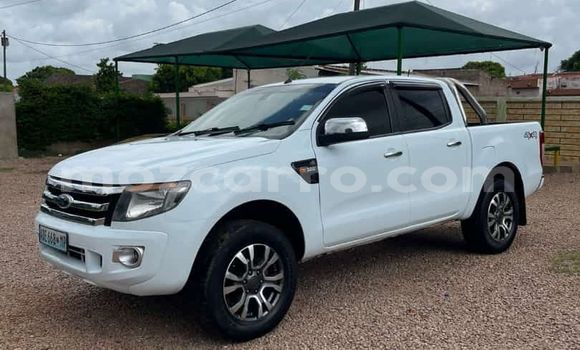 Comprar Usado Ford Ranger Branco Carro em Maputo em Maputo