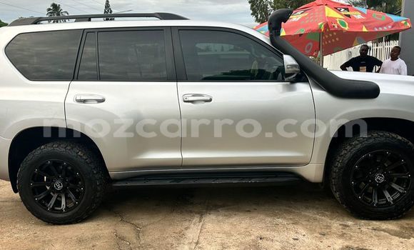 Nunua Ilio tumika Toyota Land Cruiser Prado Fedha Gari ndani ya Maputo nchini Maputo Nunua Ilio tumika Toyota Land Cruiser Prado Fedha Gari ndani ya Maputo nchini Maputo