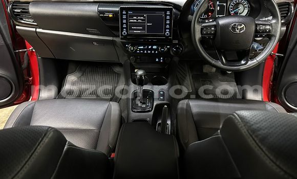 Nunua Mpya Toyota Hiluxe Revo Nyekundu Gari ndani ya Maputo nchini Maputo Nunua Mpya Toyota Hiluxe Revo Nyekundu Gari ndani ya Maputo nchini Maputo