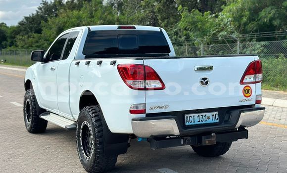 Comprar Novo Mazda BT-50 Branco Carro em Maputo em Maputo Comprar Novo Mazda BT-50 Branco Carro em Maputo em Maputo