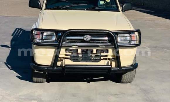 Comprar Usado Toyota Hilux Bege Carro em Maputo em Maputo Comprar Usado Toyota Hilux Bege Carro em Maputo em Maputo