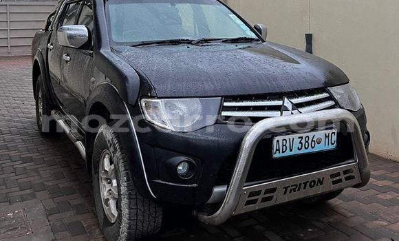 Comprar Usado Mitsubishi Triton Preto Carro em Maputo em Maputo Comprar Usado Mitsubishi Triton Preto Carro em Maputo em Maputo