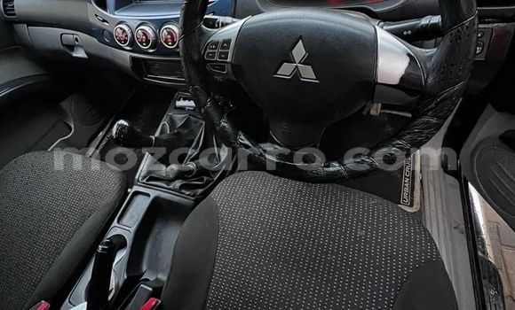 Comprar Usado Mitsubishi Triton Preto Carro em Maputo em Maputo Comprar Usado Mitsubishi Triton Preto Carro em Maputo em Maputo