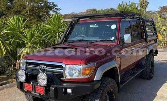 Comprar Usado Toyota Land Cruiser Vermelho Carro em Maputo em Maputo