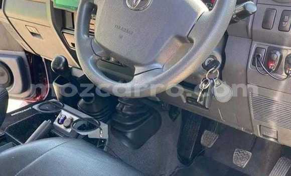 Comprar Usado Toyota Land Cruiser Vermelho Carro em Maputo em Maputo Comprar Usado Toyota Land Cruiser Vermelho Carro em Maputo em Maputo