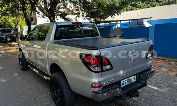 Comprar Novo Mazda BT-50 Prata Carro em Maputo em Maputo Comprar Novo Mazda BT-50 Prata Carro em Maputo em Maputo