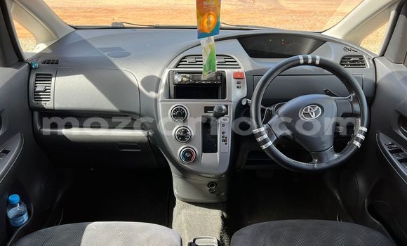 Comprar Usado Toyota Ractis De outros Carro em Maputo em Maputo Comprar Usado Toyota Ractis De outros Carro em Maputo em Maputo