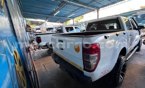 Buy Used Ford Ranger White Car in Maputo in Maputo