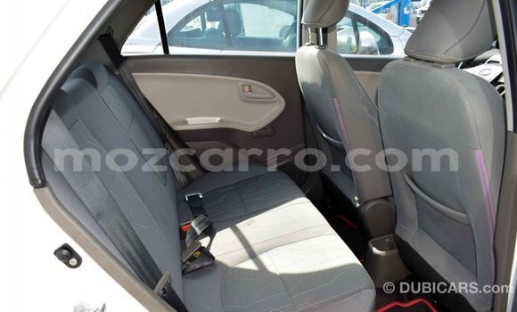 Comprar Importar Kia Picanto Branco Carro em Import - Dubai em Cabo Delgado Comprar Importar Kia Picanto Branco Carro em Import - Dubai em Cabo Delgado