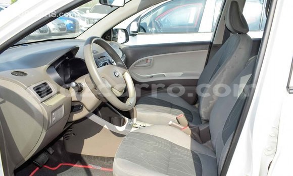 Comprar Importar Kia Picanto Branco Carro em Import - Dubai em Cabo Delgado Comprar Importar Kia Picanto Branco Carro em Import - Dubai em Cabo Delgado
