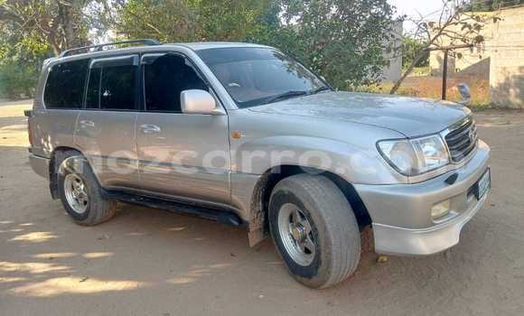 Comprar Usado Toyota Land Cruiser Prata Carro em Maputo em Maputo Comprar Usado Toyota Land Cruiser Prata Carro em Maputo em Maputo