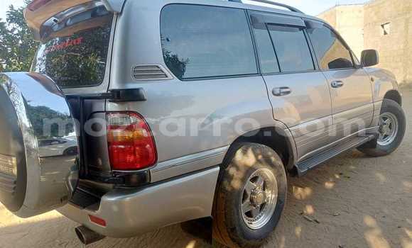 Comprar Usado Toyota Land Cruiser Prata Carro em Maputo em Maputo Comprar Usado Toyota Land Cruiser Prata Carro em Maputo em Maputo