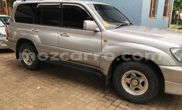 Comprar Usado Toyota Land Cruiser Prata Carro em Maputo em Maputo Comprar Usado Toyota Land Cruiser Prata Carro em Maputo em Maputo