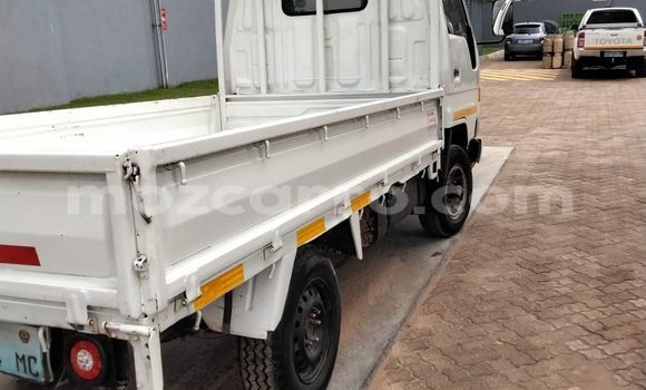 Nunua Ilio tumika Toyota Dyna Nyeupe Gari ndani ya Maputo nchini Maputo Nunua Ilio tumika Toyota Dyna Nyeupe Gari ndani ya Maputo nchini Maputo