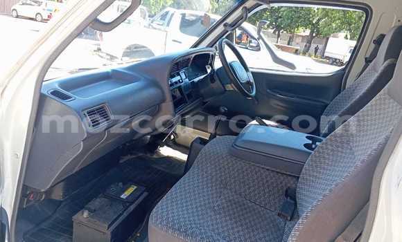 Comprar Usado Toyota Hilux Branco Carro em Maputo em Maputo Comprar Usado Toyota Hilux Branco Carro em Maputo em Maputo