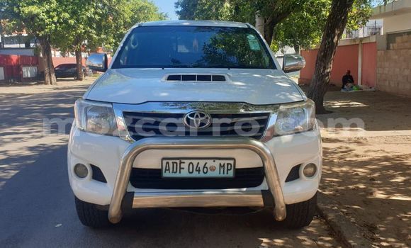 Comprar Usado Toyota Hilux Branco Carro em Maputo em Maputo Comprar Usado Toyota Hilux Branco Carro em Maputo em Maputo