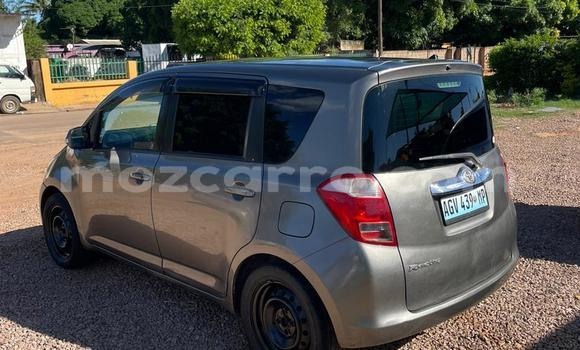 Comprar Usado Toyota Ractis Prata Carro em Maputo em Maputo Comprar Usado Toyota Ractis Prata Carro em Maputo em Maputo