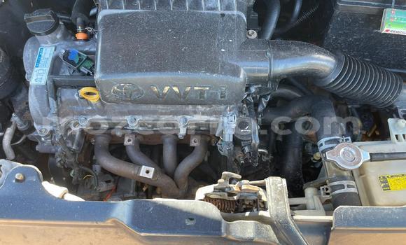 Comprar Usado Toyota Ractis Prata Carro em Maputo em Maputo Comprar Usado Toyota Ractis Prata Carro em Maputo em Maputo